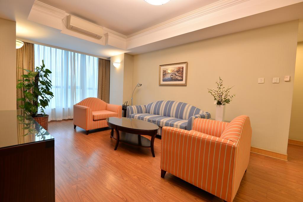 New Harbour Service Apartments Шанхай Екстериор снимка
