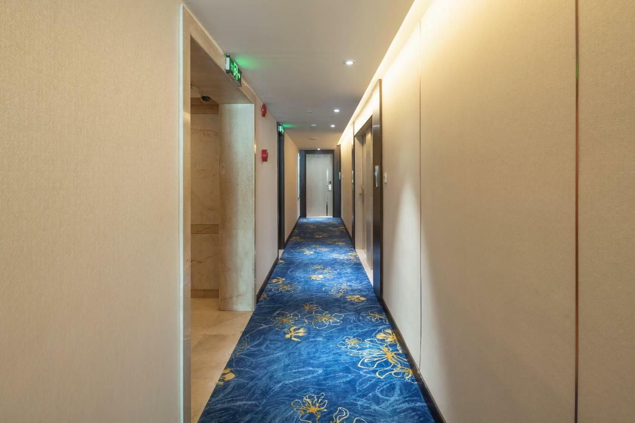 New Harbour Service Apartments Шанхай Екстериор снимка