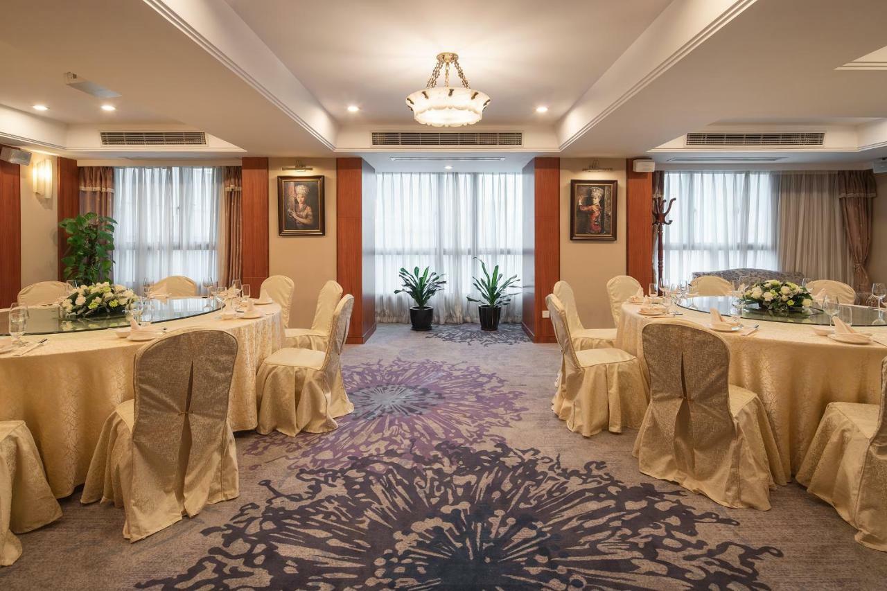 New Harbour Service Apartments Шанхай Екстериор снимка